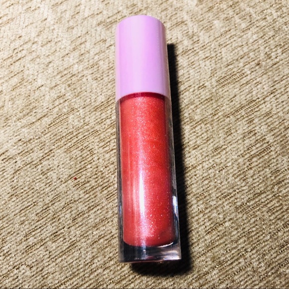 Gigi Gorgeous Shimmer Gloss - Picture 4 of 7